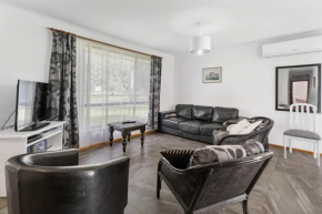 6 Simpson Rd Encounter Bay - No Linen Included